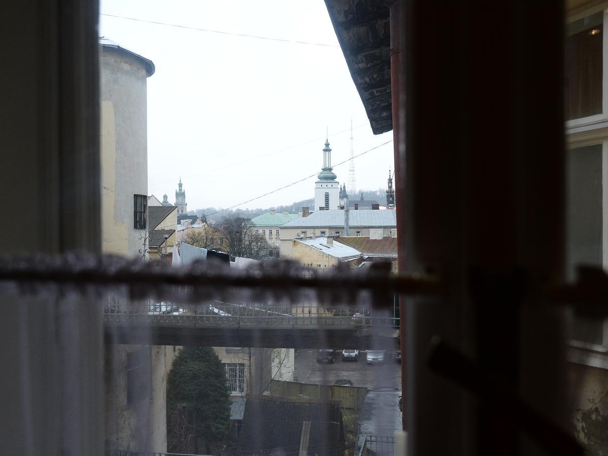 The Historical Family Nest In City Centre Lviv Extérieur photo